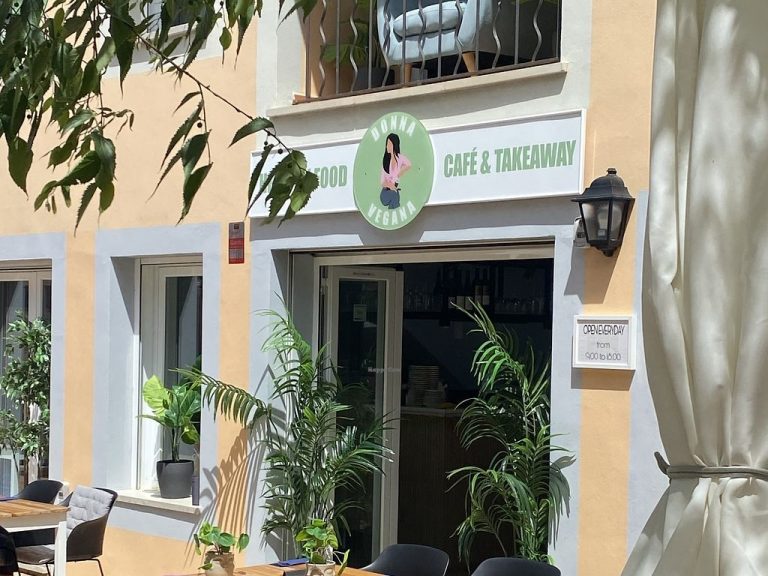 DonnaVegana 00a 768x576