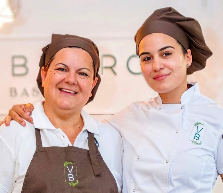 VeganBistro 00a 768x665